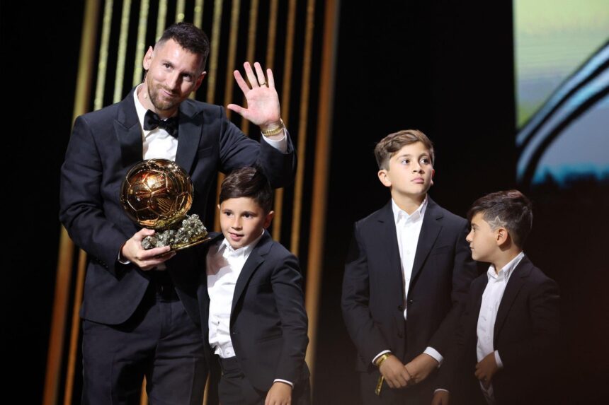 Lionel Messi and sons Thiago Messi, Mateo Messi Roccuzzo and Ciro Messi Roccuzz attend the 67th Ballon D'Or Ceremony at Theatre Du Chatelet on October 30, 2023 in Paris, France. (Photo by Pascal Le Segretain/Getty Images)