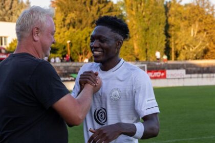 Golden Mafwenta and his coach at Mfk Vyskov. (Photo via IG/@mfkvyskov)