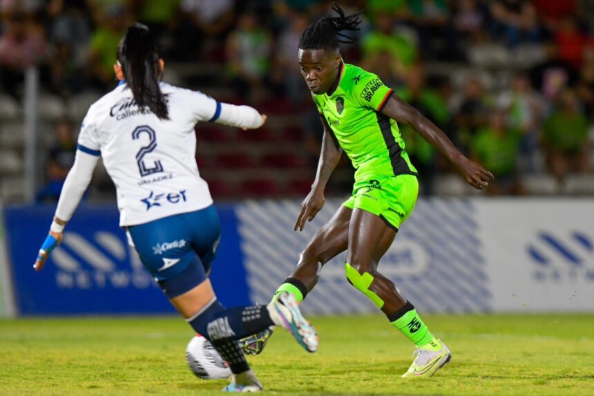 Prisca Chilufya in action for Mexico Women's League side FC Juarez. (pHOTO via FB/Prisca Chilufya)
