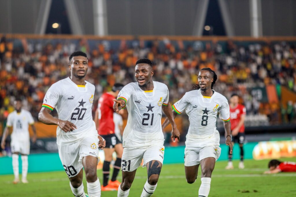 Mohammed Kudus of Ghana celebrates goal with teammates during the 2023 Africa Cup of Nations mach between Egypt and Ghana held at Felix Houphouet Boigny Stadium in Abidjan, Ivory Coast on 18 January 2024 ©Lenoir Records/BackpagePix