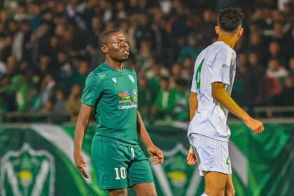 𝗞𝗲𝗹𝘃𝗶𝗻 𝗞𝗮𝗺𝗽𝗮𝗺𝗯𝗮 delivered a Man of the Match performance to help 𝗔𝗹-𝗡𝗮𝘀𝗿 𝗦𝗖 to a crucial 2-2 draw against Al Akhdar SC in the Libyan Premier League on 10th February, 2024. (Photo/courtesy)