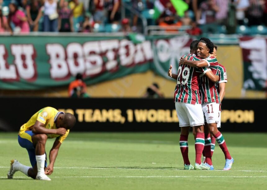 Miami Gardens, USA, 25th June 2025. Keno of Fluminese and Thiago Santos of Fluminese celebrate at the final whistle during the Mamelodi Sundowns FC vs Fluminense FC FIFA Club World Cup match at Hard Rock Stadium, Miami Gardens. (David Klein / Sportimage)