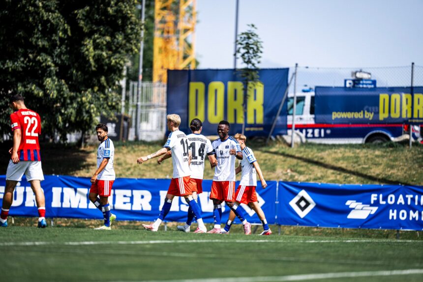 Patson Daka celebrates his first goal for Hamburger SV on his unofficial debut. (Photo via X/@HSV)