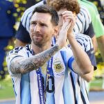 Argentina's Lionel Messi acknowledges the crowd following a 1-0 loss to Spain in the World Cup football final at New York/New Jersey Stadium in East Rutherford, New Jersey, on July 19, 2026. (Photo by Kyodo News via Getty Images)