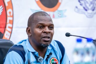 Red Arrows FC head coach Chisi Mbewe. (Photo by FAZ media)