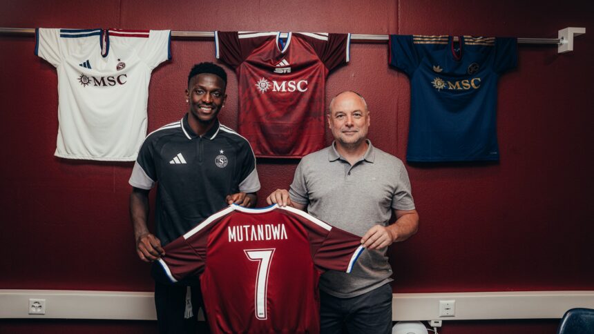 Kingstone Mutandwa unveiled at Servette FC.