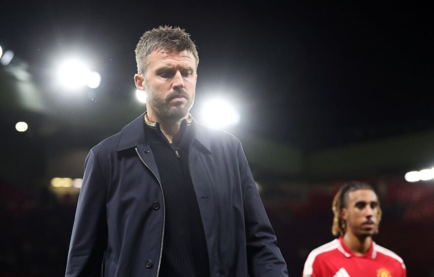 MANCHESTER, ENGLAND - SEPTEMBER 16: Michael Carrick, Manager of Manchester United, reacts after the Carabao Cup Third Round match between Manchester United and Brighton & Hove Albion at Old Trafford on September 16, 2026 in Manchester, England. (Photo by Alex Livesey/Getty Images)